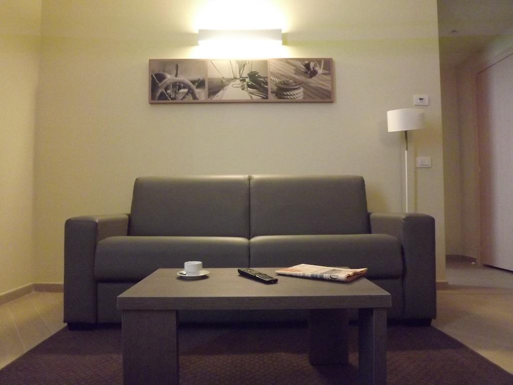 Chc Business Residence Genoa Phòng bức ảnh